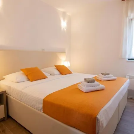 Lucija Apartment