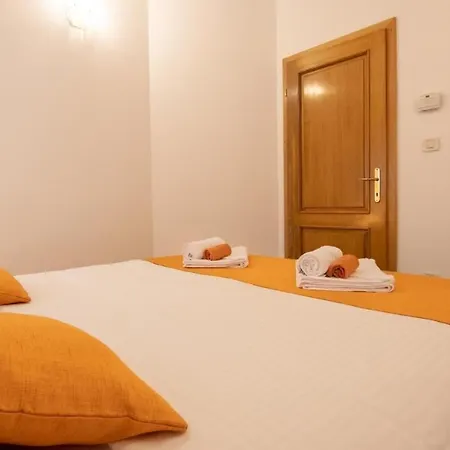 Lucija Apartament Makarska