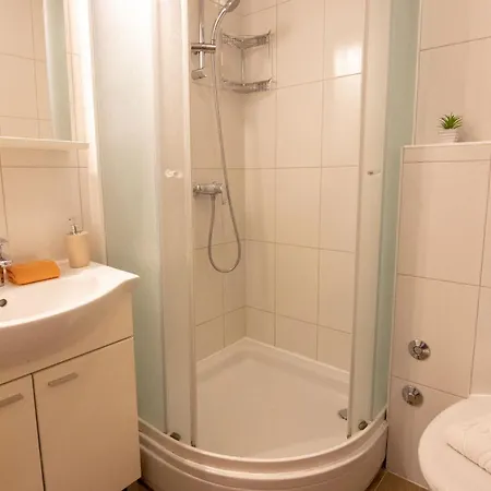 Apartament Lucija *