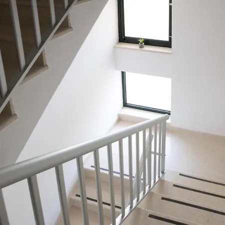 Lucija Apartament Makarska
